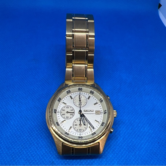 Seiko 7T32 Chronograph Gold tone Vintage Watch 482988 - Picture 7 of 16